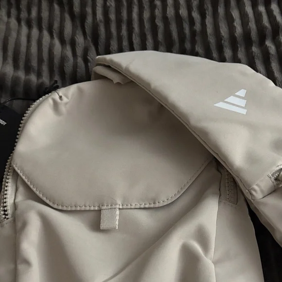 Adidas Alumina Grey Crossbody Bag with Logo - Picture 3 of 14